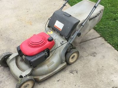Honda Self propelled lawn mower