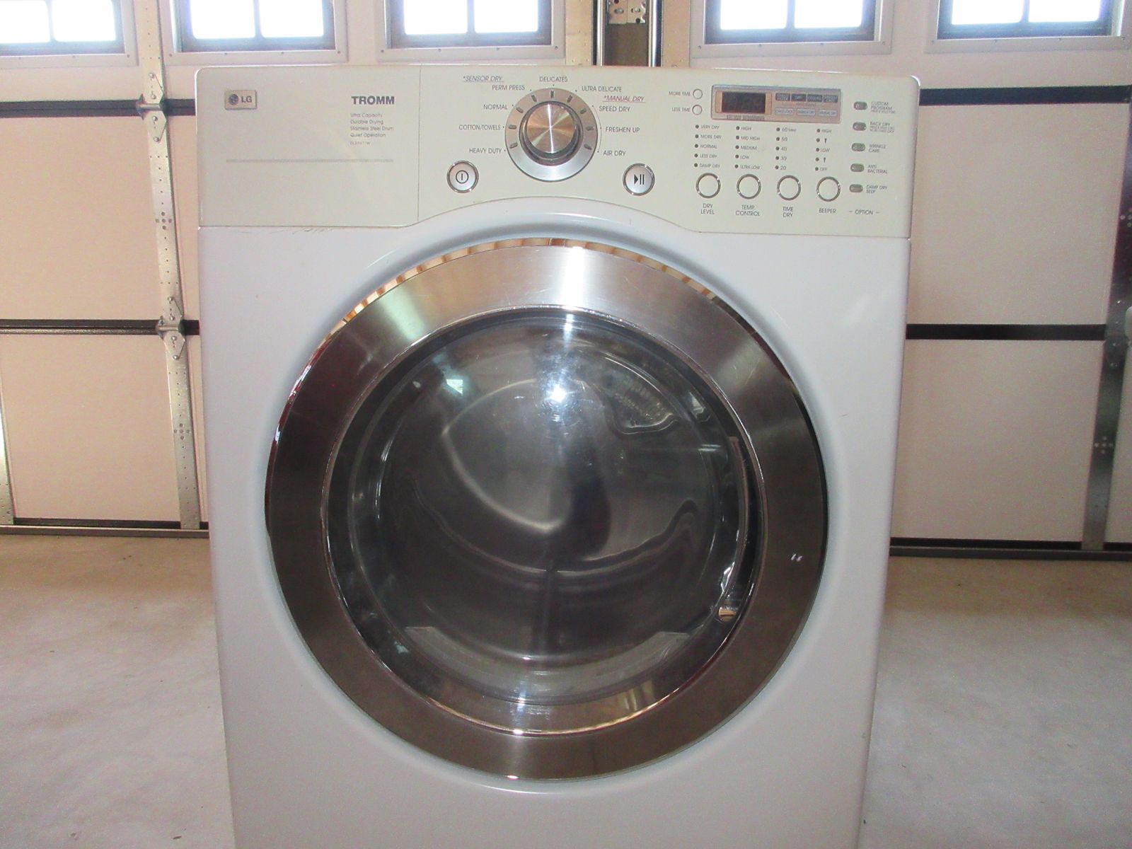 LG DLE5977W Tromm Front Load Dryer - White, Ultra Capacity, Stainless Steel Drum
