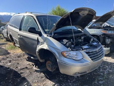 New Arrival - 2005 Chrysler Town & Country Parts - UTPAP Orem