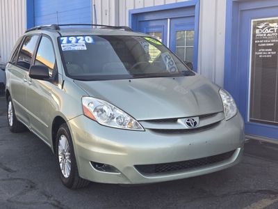 2009 Toyota Sienna LE 8-Passenger