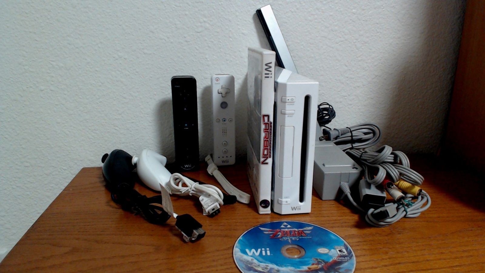 Nintendo Wii Console RVL-001 Bundle