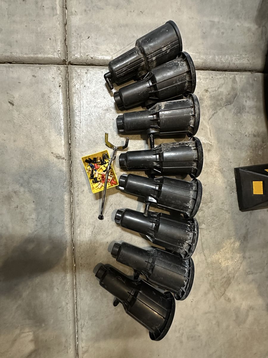 Rain Bird Rotor Sprinkler Heads (Lot of 8) with Nozzles & Adjustment Tool - Heavy-Duty for Large Lawns