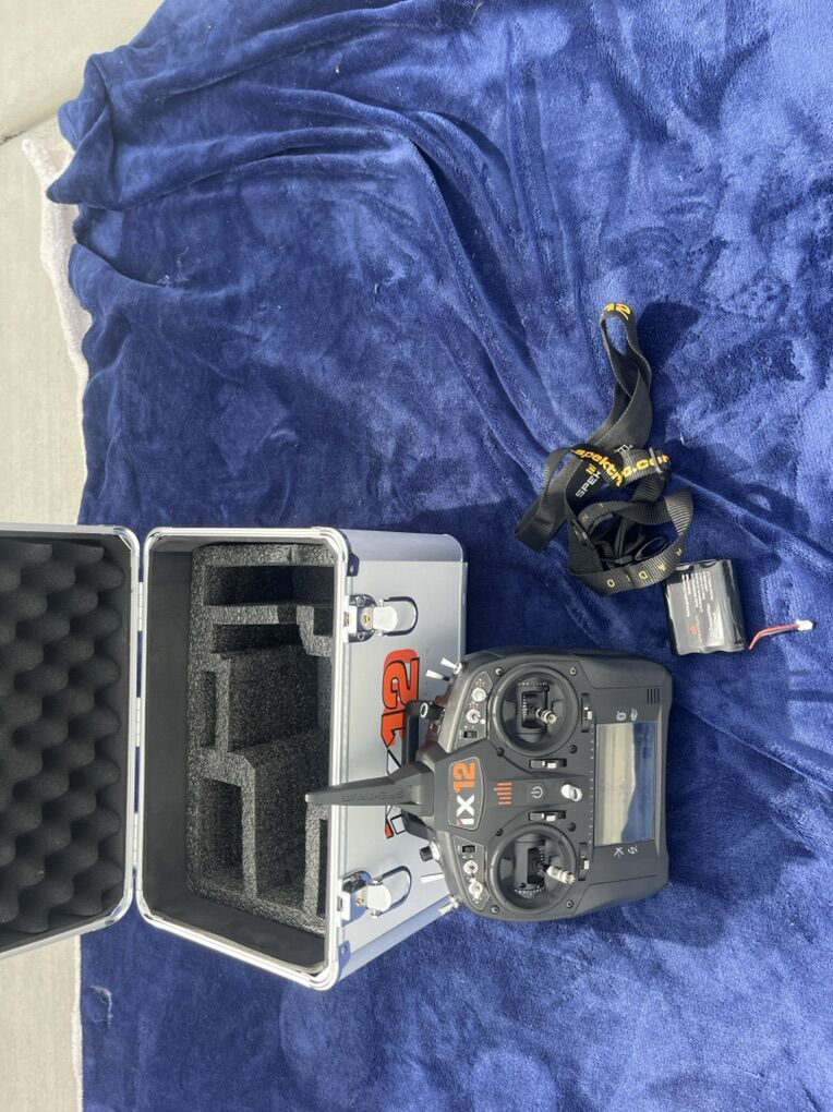 IX12 Touchscreen W/case