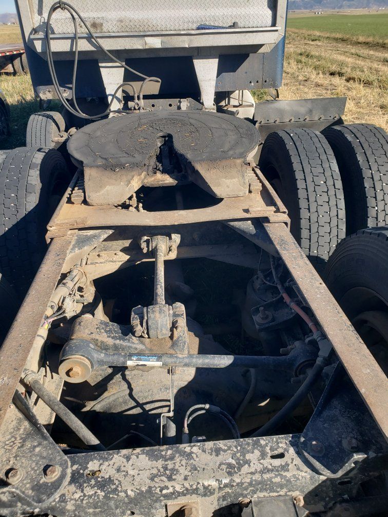 Main image 4