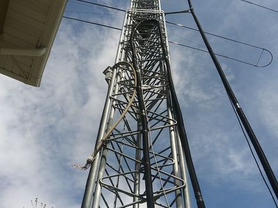 Radio Tower Tri-Ex LM-470 Heavy Duty 70' Motorized Crank-Up Free Standing