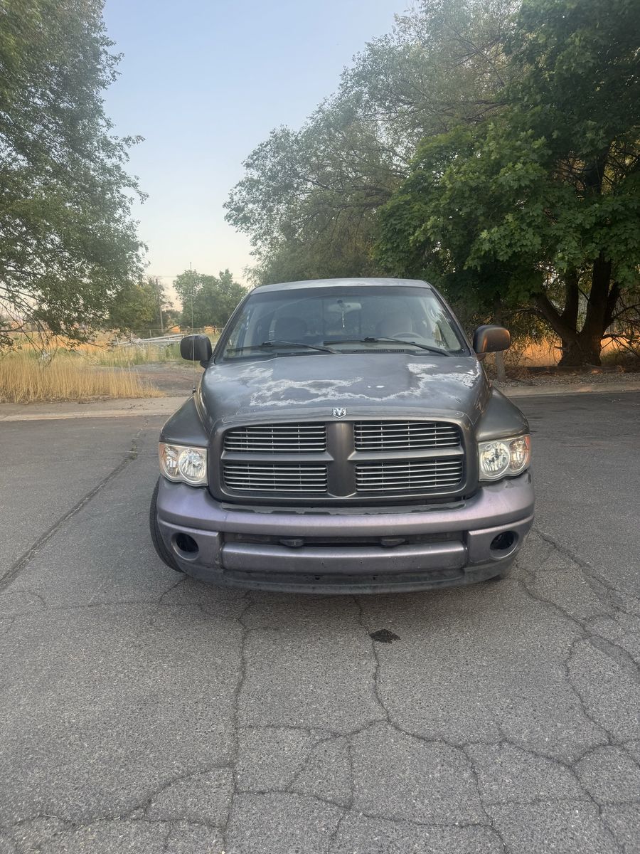 2004 Dodge Ram 1500 SLT