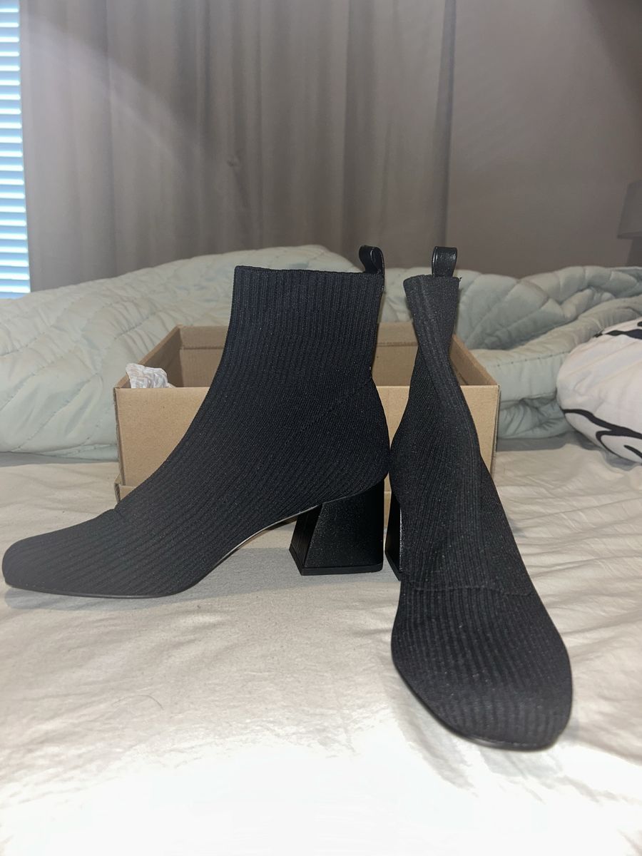 Steve Madden Darma-K Black Knit Boot
