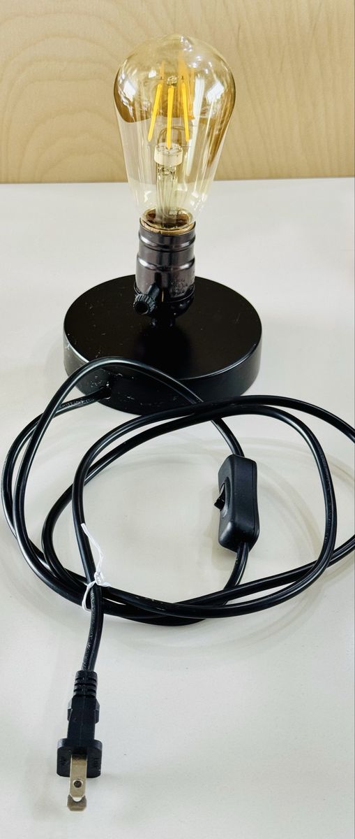 Licperron industrial vintage desk lamp base $8