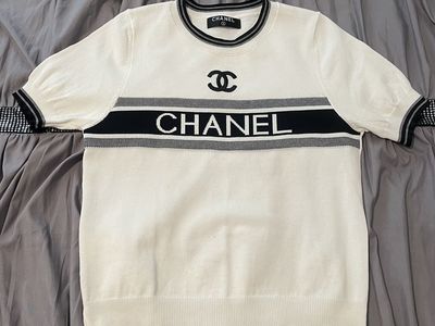 Women’s shirt