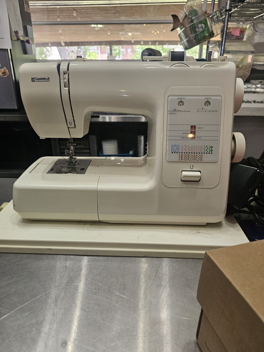 Kenmore Sewing machine