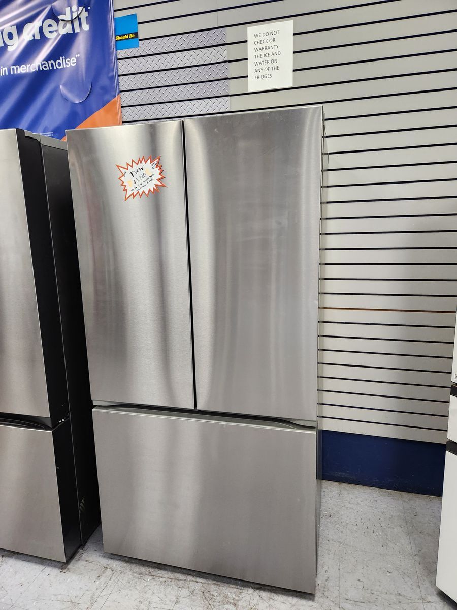 BRAND NEW! LG 26.5 CF COUNTER DEPTH FRENCHDOOR FRIDGE!