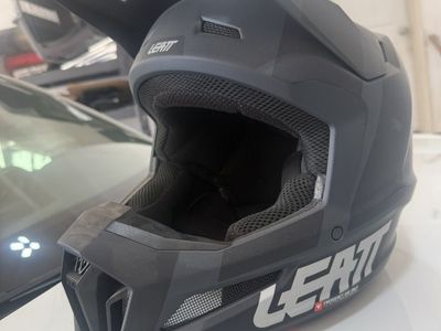 Brand New Leatt Large Helmet