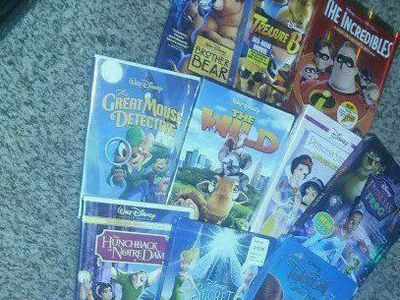 A SUMMER OF DISNEY VIDEOS..10 DVDs.