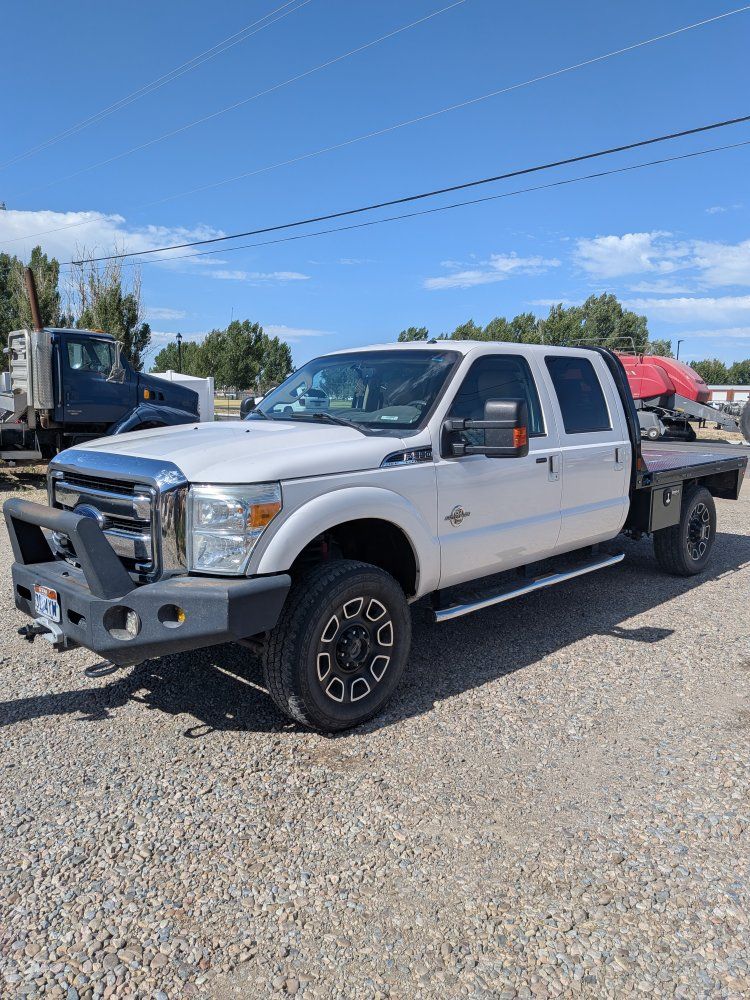 2015 Ford F-350 Flatbed Crew Cab - White, 6.7L Diesel, Ranch Hand Bumper and winch