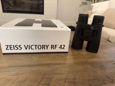 Zeiss Victory RF 10x42 Binoculars