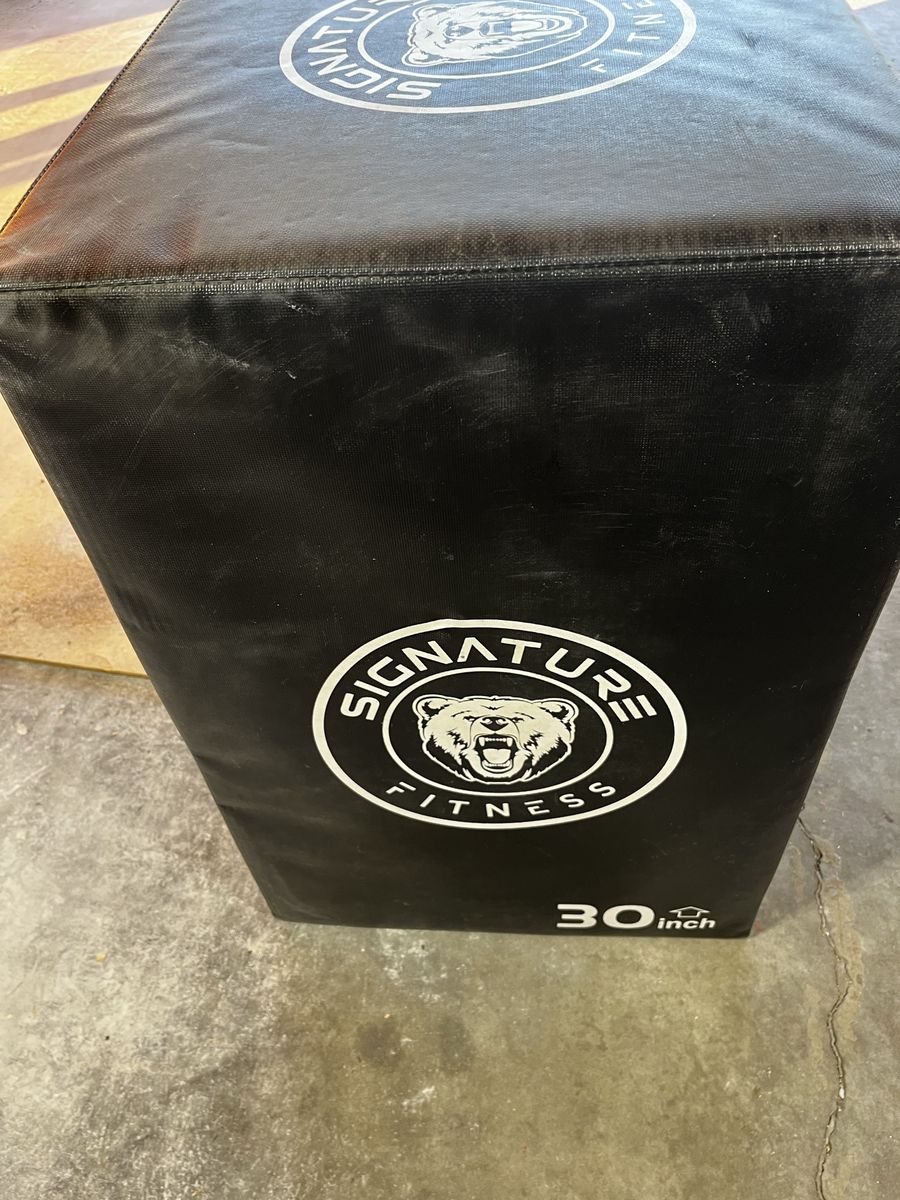 Signature Fitness Jump Cube