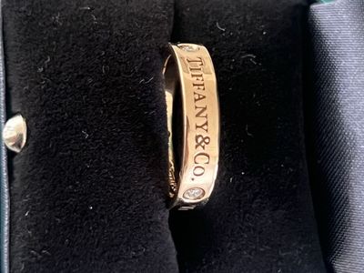 Tiffany & Co Gourgeous 18k Rose Gold Ring