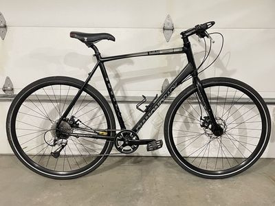 Diamondback Haanjo Large Flat Bar Road Bike