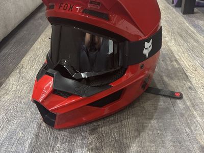 FOX V Core (ST-1) Full-Face Red Helmet with MIPS and Goggles - Size Medium (M)