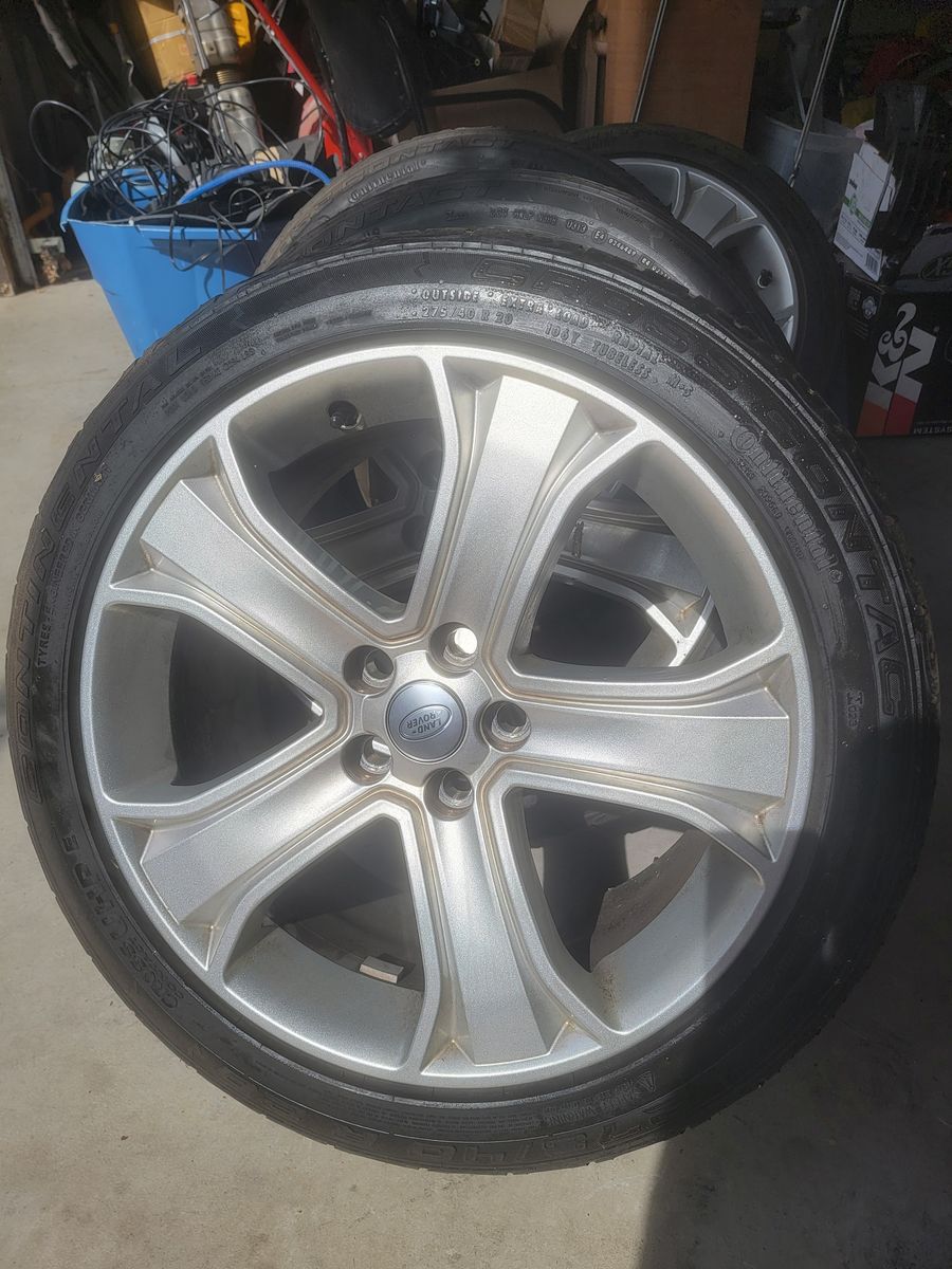 LAND ROVER RANGE ROVER SPORT WHEELS AND TIRES