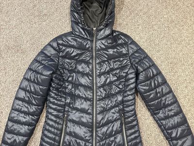 Stoic women’s small insulated hooded black jacket
