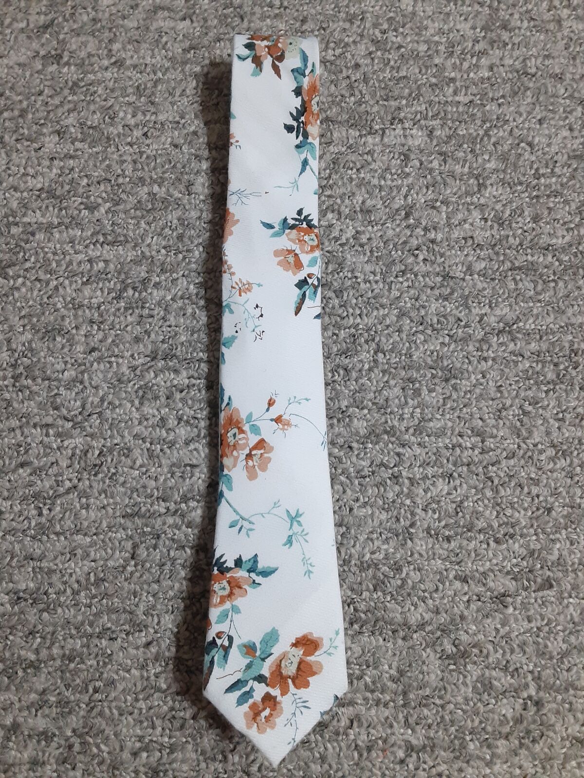 White Floral Skinny Tie