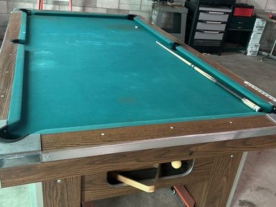 Global 9' Pool Table