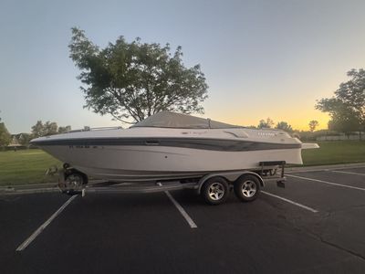 2001 Four Winns Horizon 230
