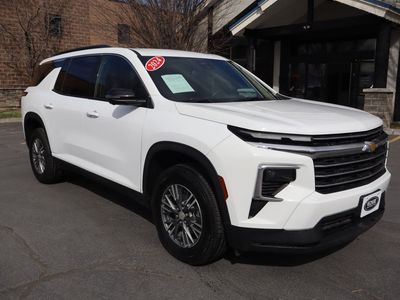 2024 Chevrolet Traverse LT