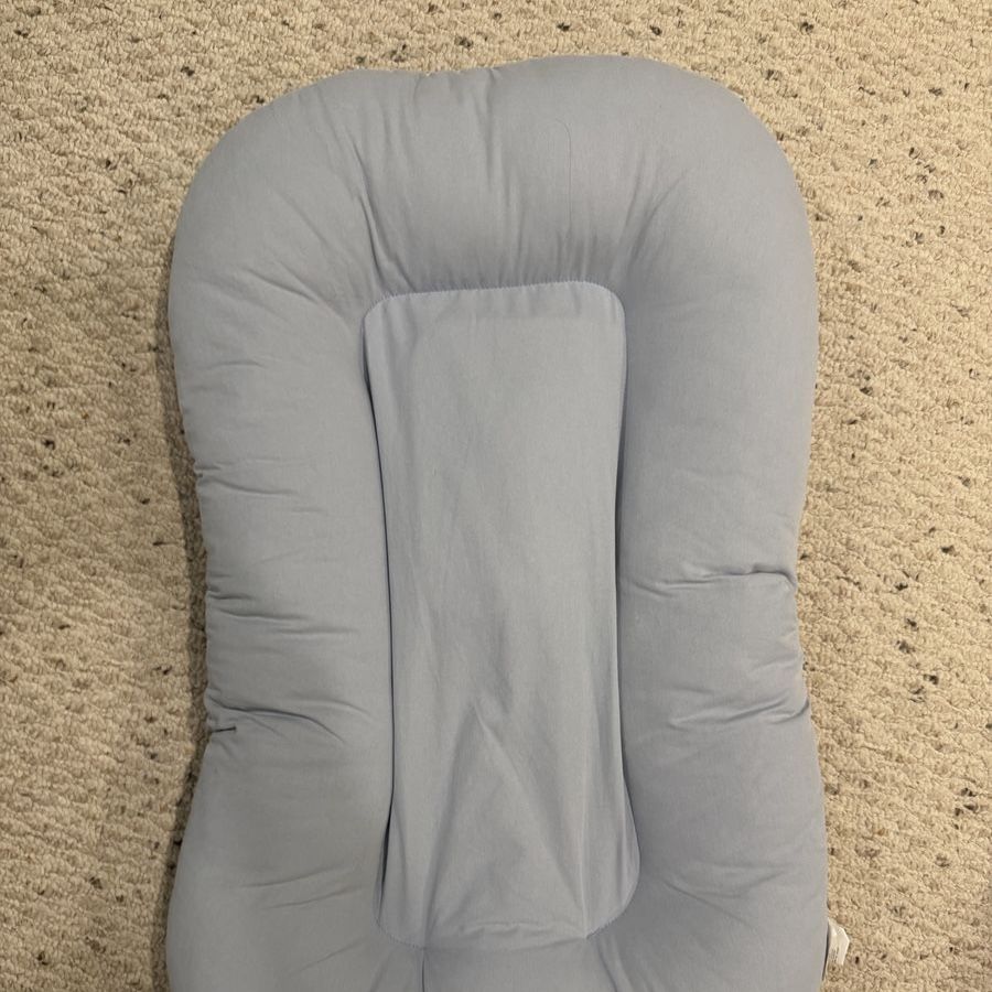 Portable Baby Lounger With Fitted Sheets $30