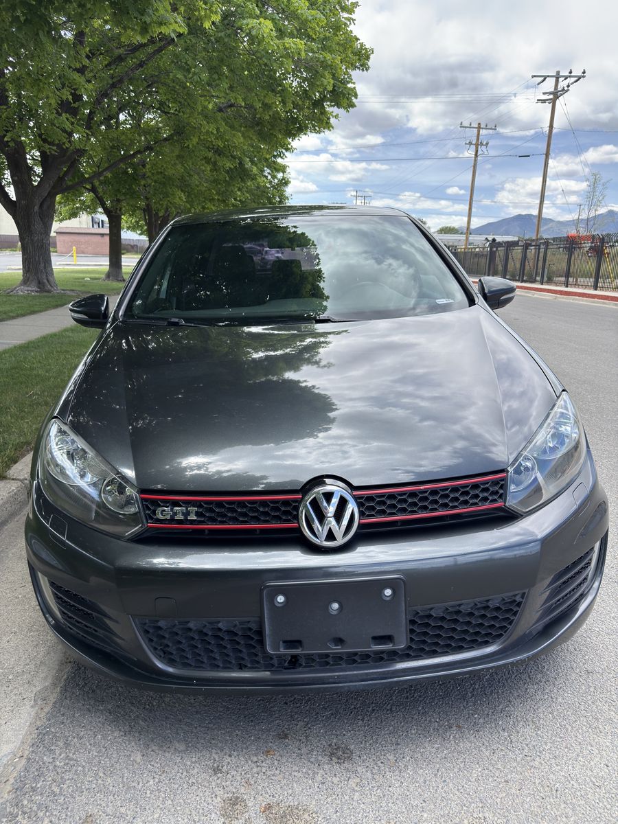 2014 Volkswagen GTI Wolfsburg Edition