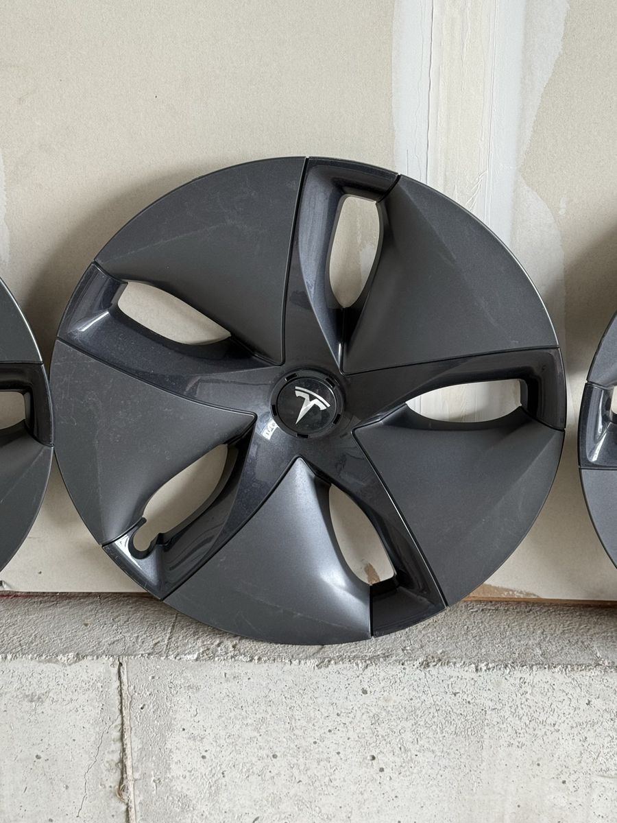 Tesla Model 3 Aero Wheel Covers Set (4) Dark Gray Hubcaps Used