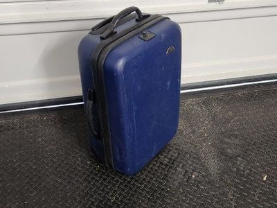 Samsonite Blue Hardside Carry-On Spinner Luggage Suitcase