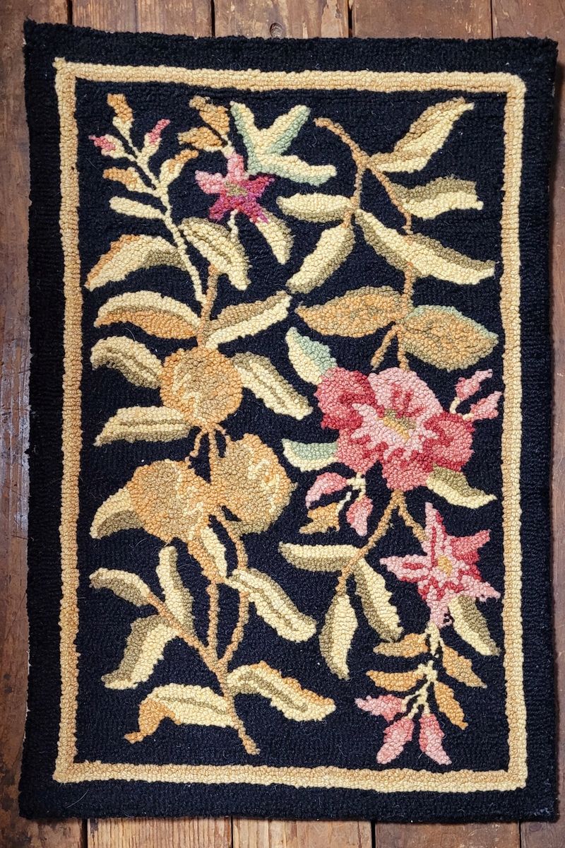 SAFAVIEH CHELSEA BLACK RUG 1'8" X 2'6"