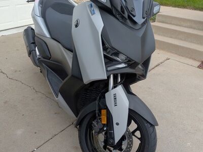 Yamaha X-MAX