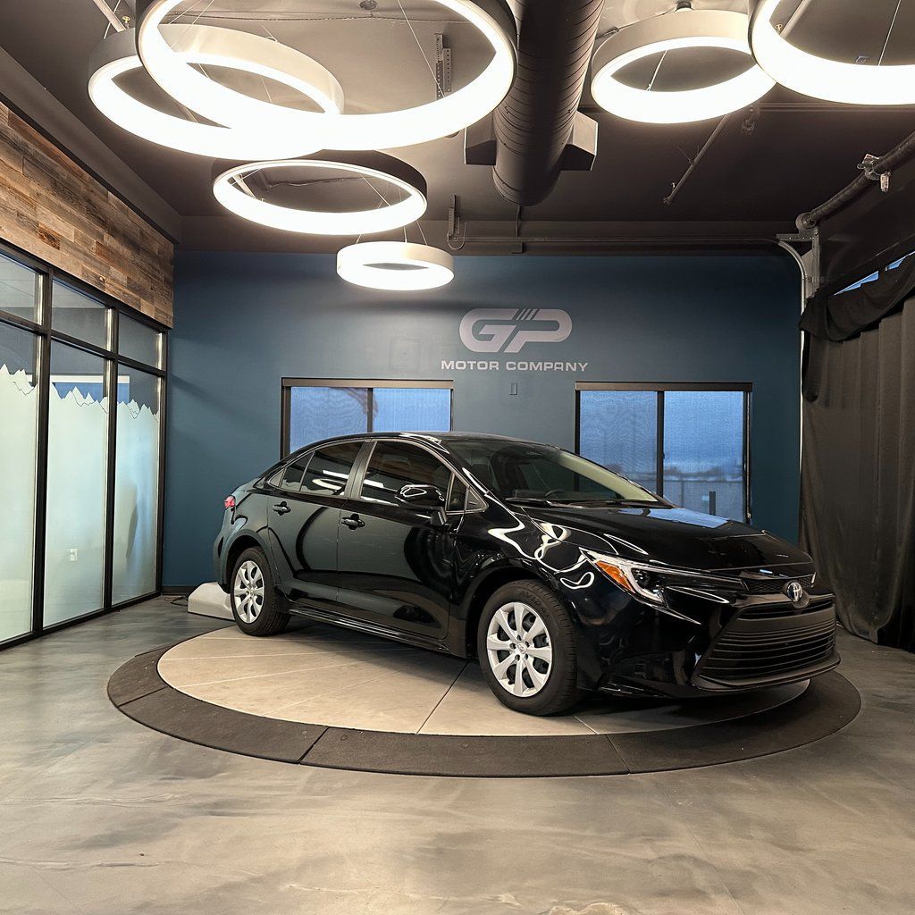 2025 Toyota Corolla Hybrid LE