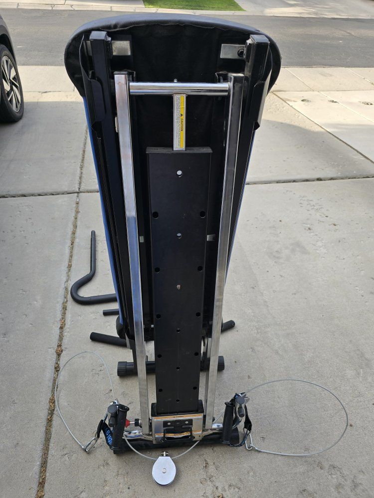 Main image 6