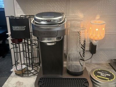 Bartesian Cocktail Maker