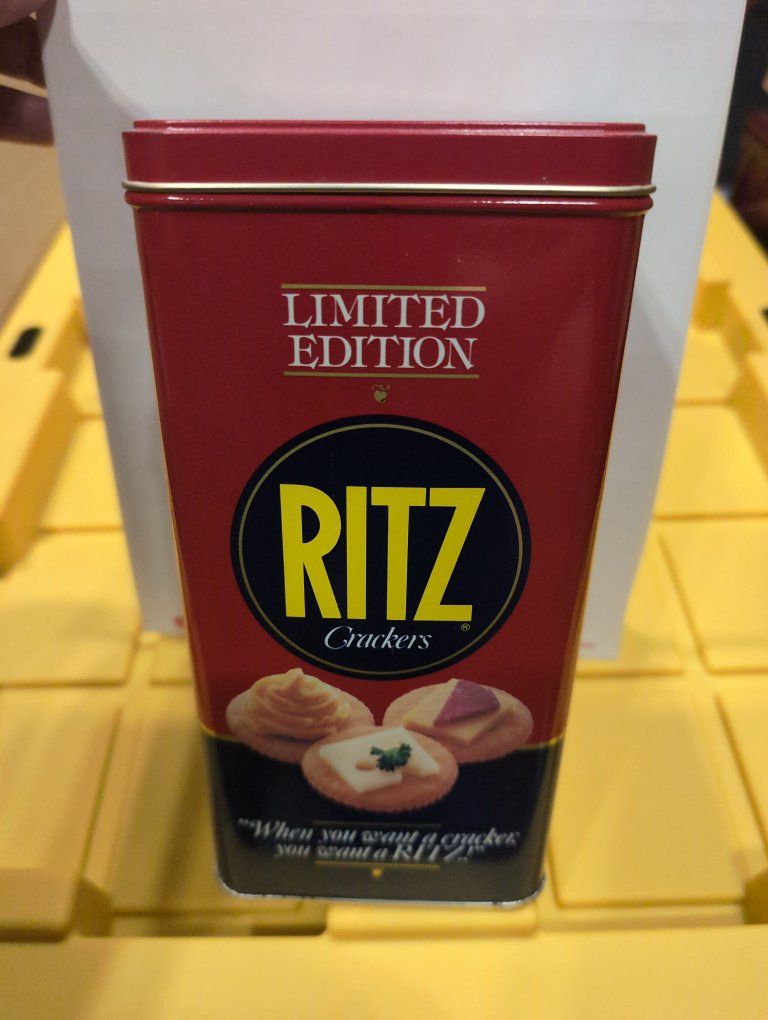 Vintage 1987 Nabisco Limited Edition RITZ Crackers Collectible Metal Tin Can