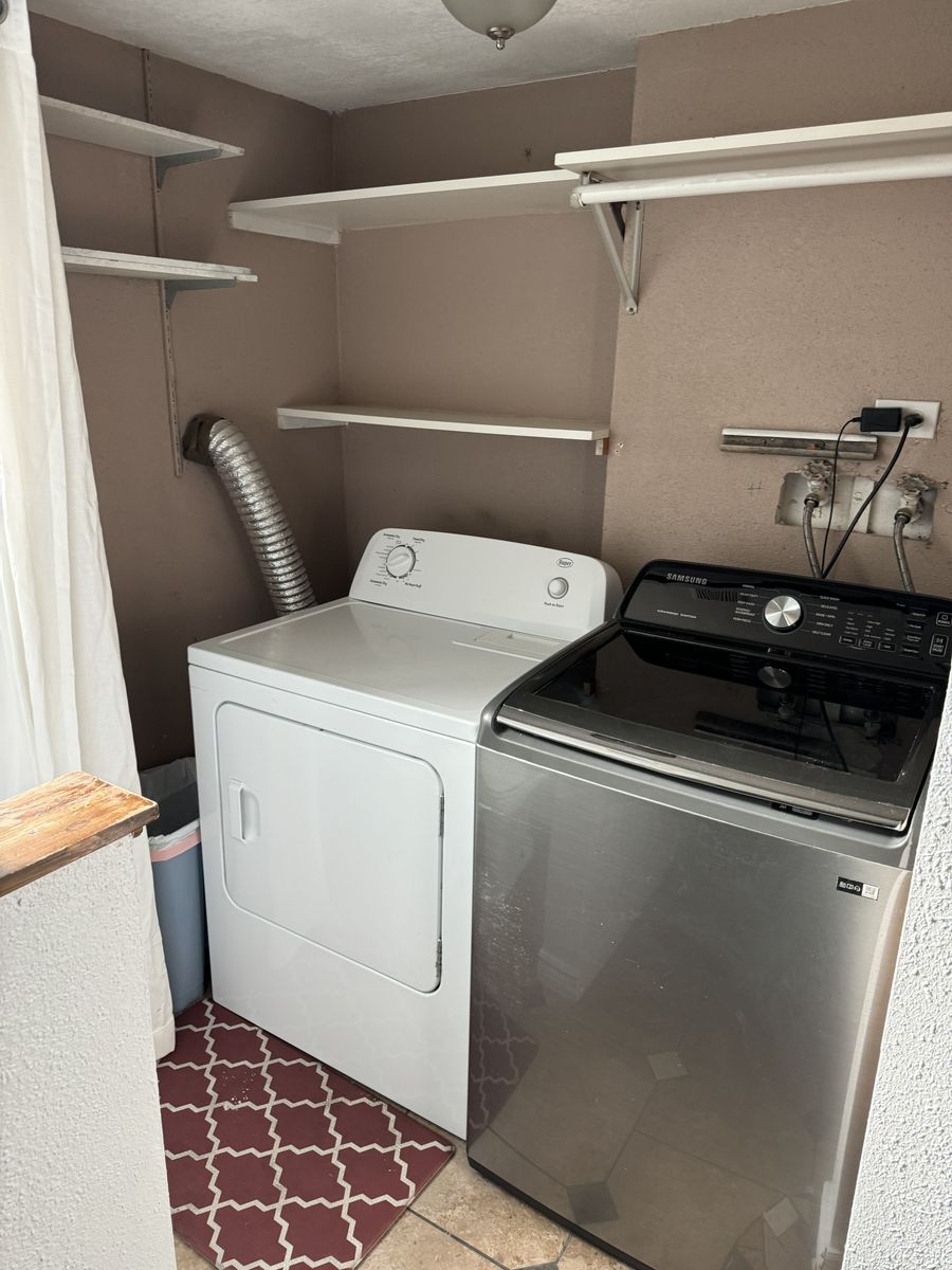 Main image 8
