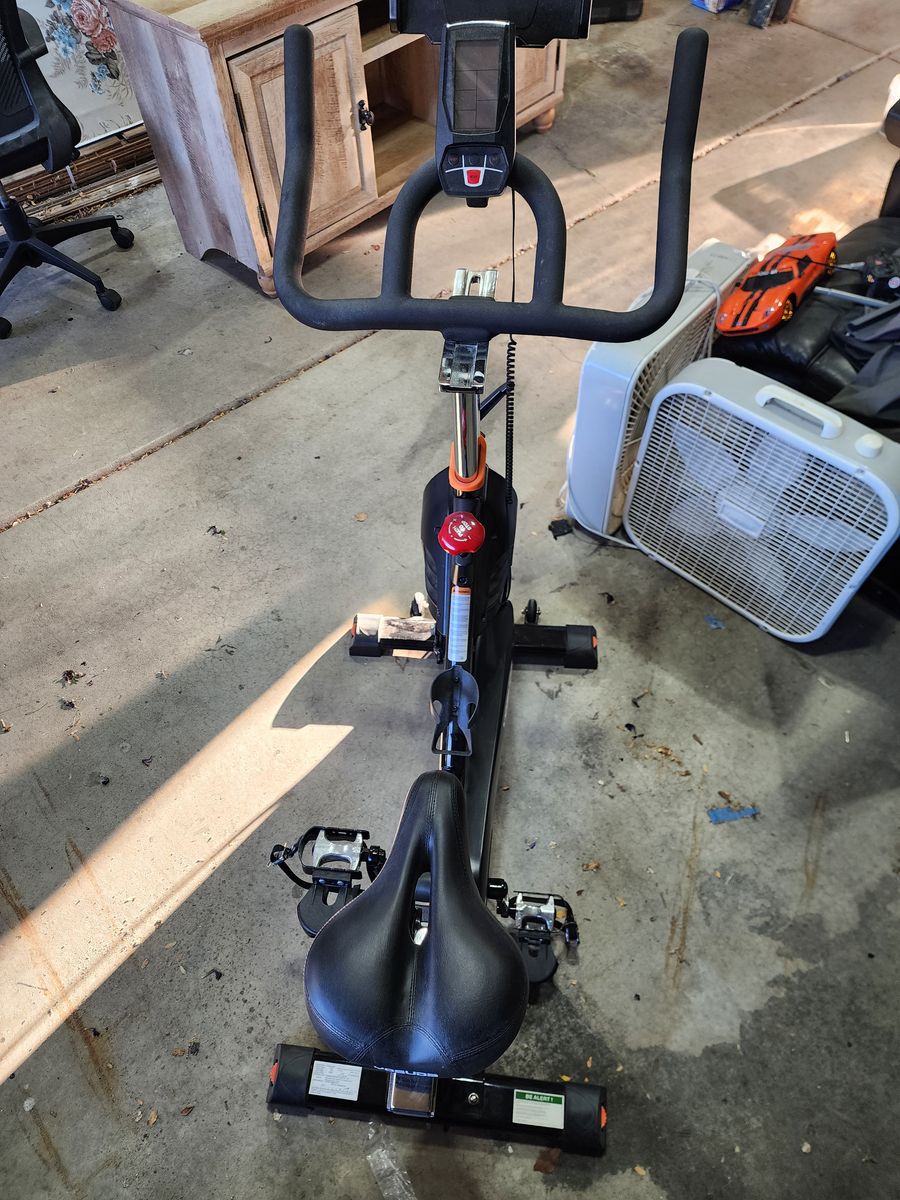 Yosuda Stationary Bike 350 lb capacity