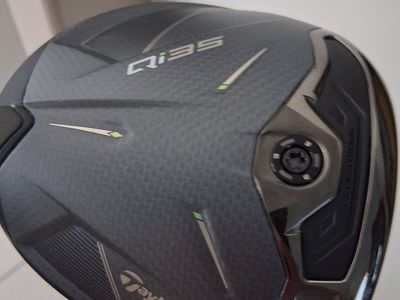 TaylorMade Qi10 Driver - Carbonwood, Speed Pocket, 9.0 Degree Loft, Right-Handed
