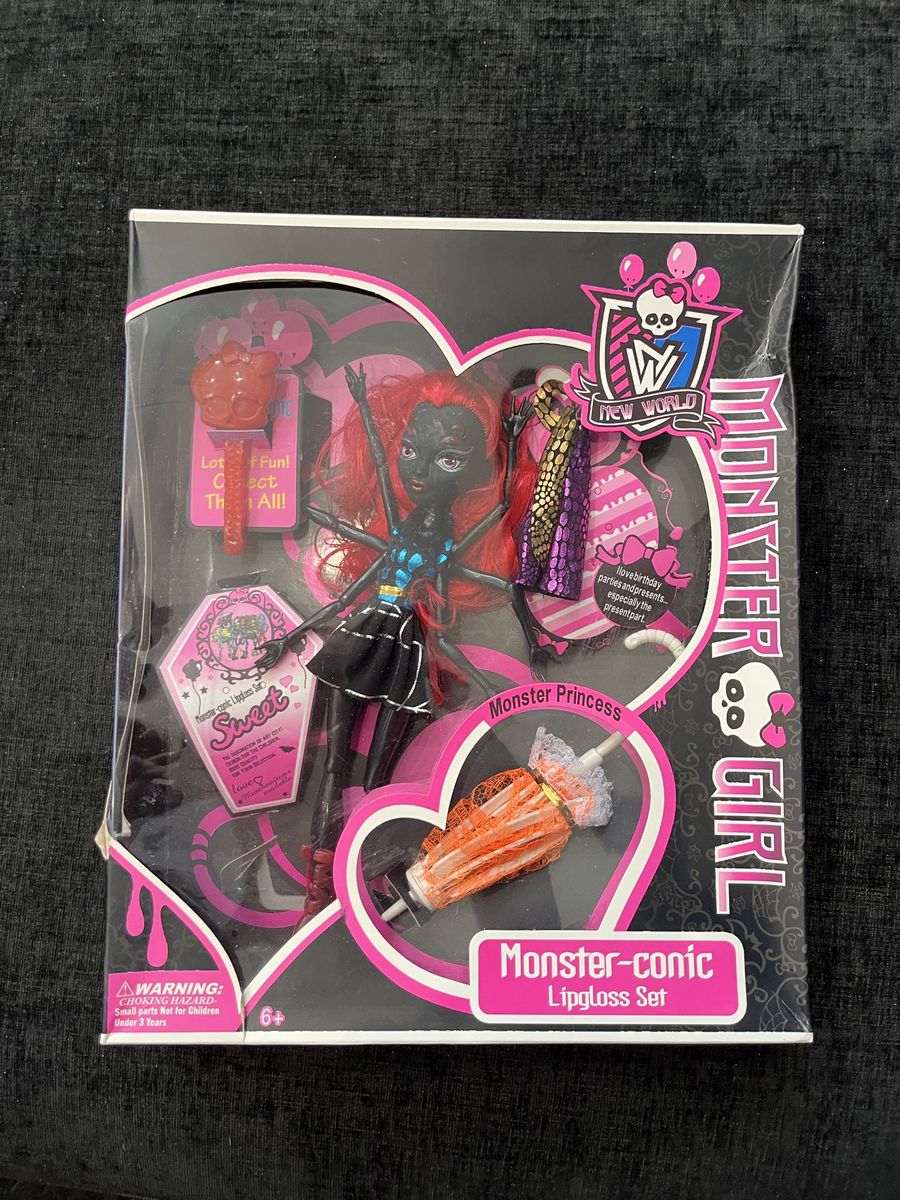 Monster Girl New World Monster-conic Lipgloss Set Doll in Box