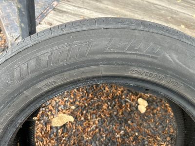 Ultra 900 225/60 R18 Trailer Tires