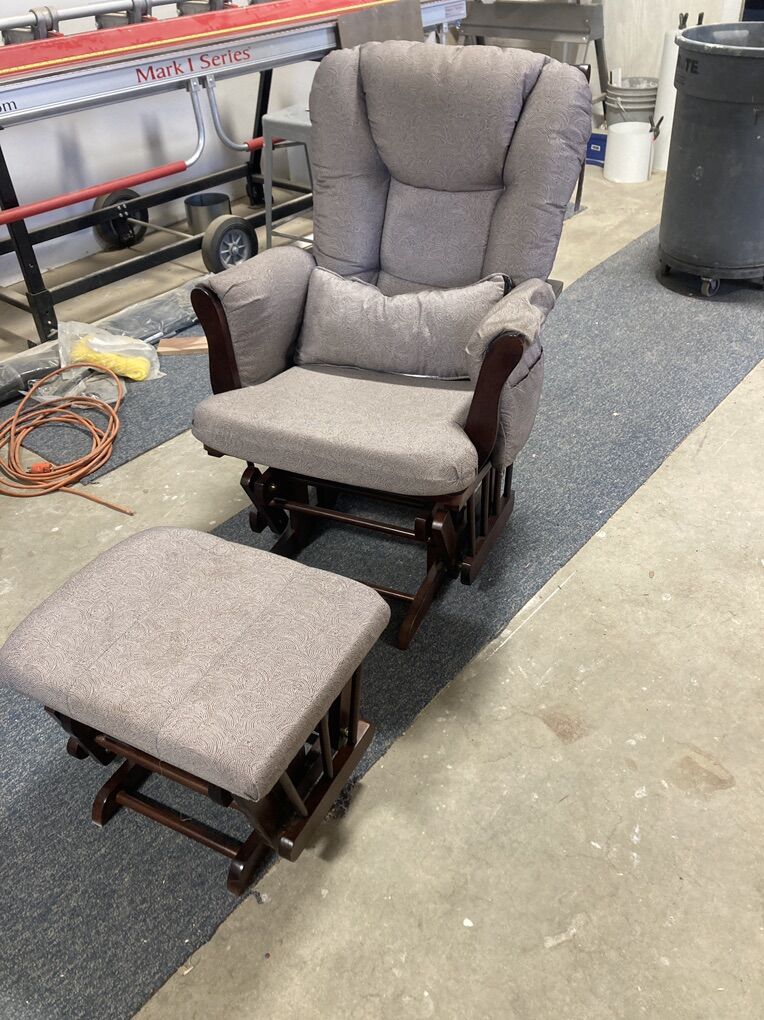 Rocking Chair With Rocking Ottoman