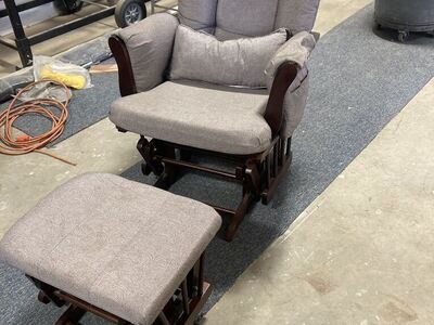 Rocking Chair With Rocking Ottoman