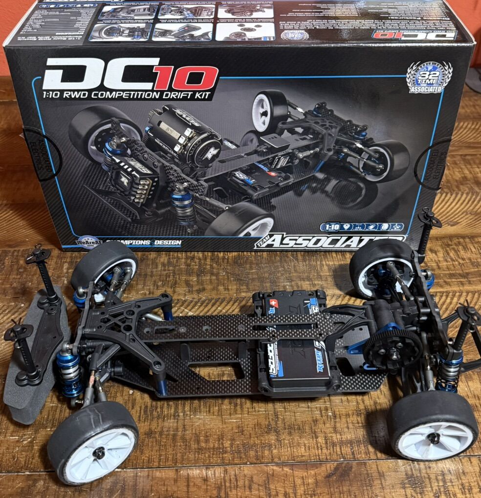 Associated DC10 RWD DRIFT car Kit