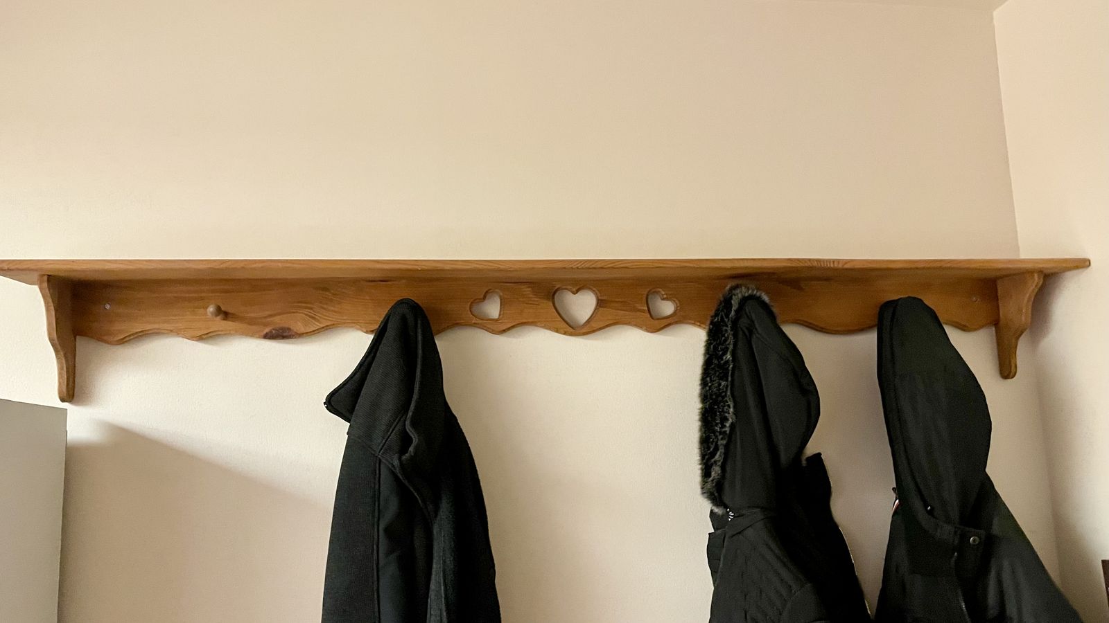 6 Ft Solid Wood Wall Shelf with Heart Cutouts