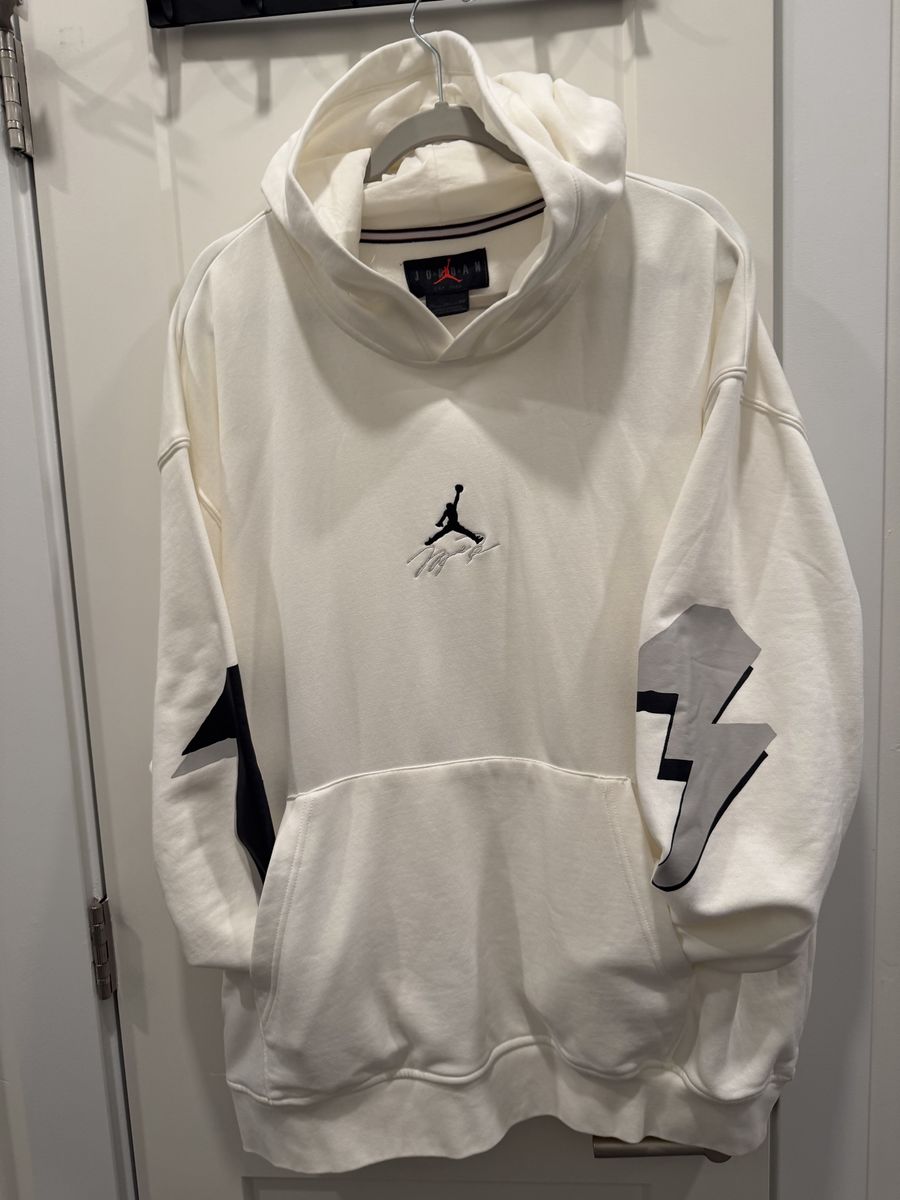 Nike Jordan Flight Off-White Cream Fleece Pullover Hoodie Graphic Sleeves XXL Never worn