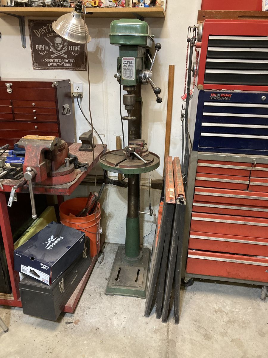 Standing drill press. 16 speed.